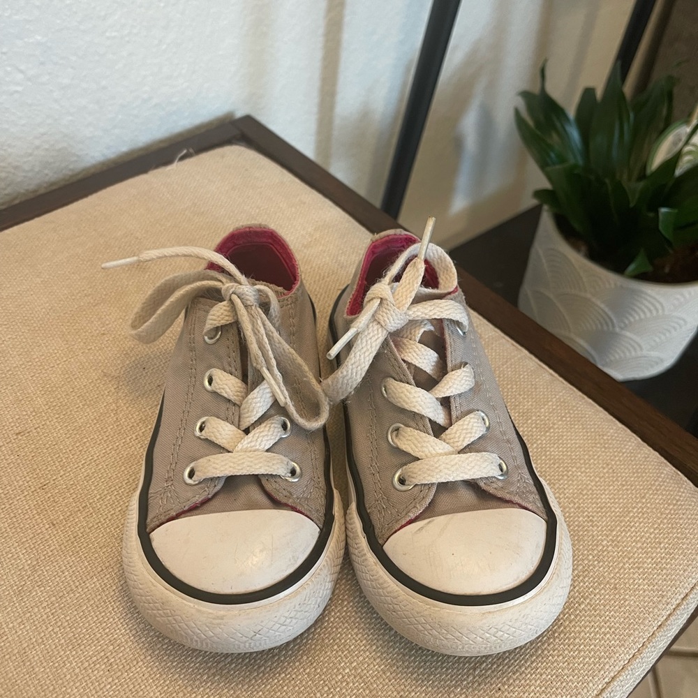 toddler converse